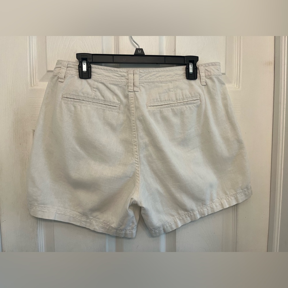 White linen and cotton blend shorts - Picture 2 of 4